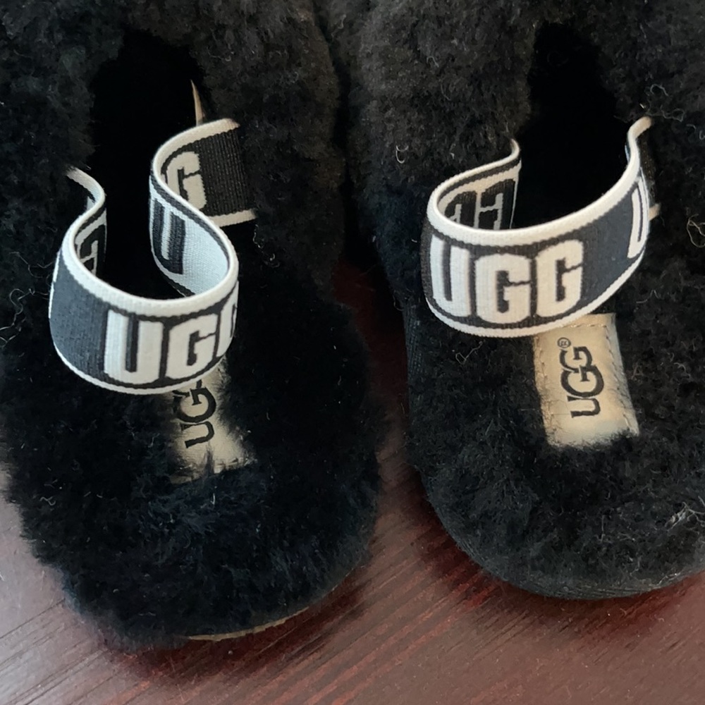 UGG ‘ s For kids - Picture 2 of 5